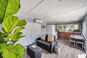 House (1 Bedroom) | Interior