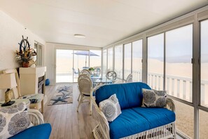 House (4 Bedrooms) | Interior - Between the Dunes: Breezy Beachfront Oceano Home! (Oceano)