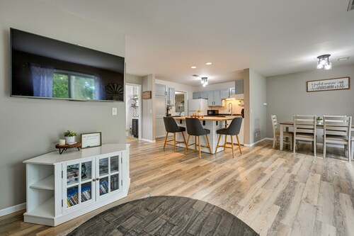 Dog-friendly Baraboo Vacation Rental w/ Yard!