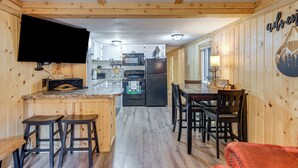 Rumah (2 Bedrooms) | Interior
