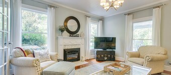 Historic & Charming Pittsboro Home w/ Fireplaces