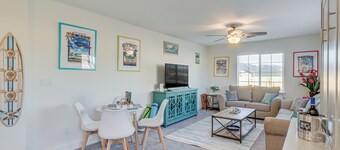 Newly Built Sparks Home w/ Hot Tub: 12 Mi to Reno!