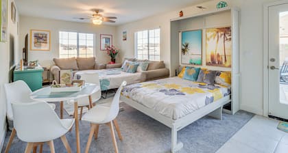 Newly Built Sparks Home w/ Hot Tub: 12 Mi to Reno!