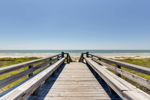 House (3 Bedrooms) | Interior - Pet-friendly Galveston Home w/ Wraparound Deck (Galveston)