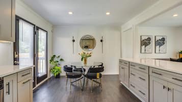 House (3 Bedrooms) | Bahagian dalam