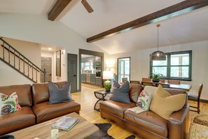House (5 Bedrooms) | Interior