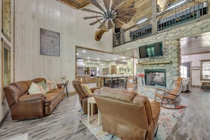 House (3 Bedrooms) | Front of property - Gorgeous Broken Bow Family Home w/ Private Hot Tub (Broken Bow)