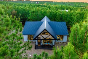 House (2 Bedrooms) | Interior - 'painted Sky' Modern Broken Bow Cabin w/ Hot Tub! (Broken Bow)