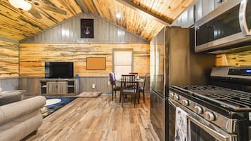 House (1 Bedroom) | Interior