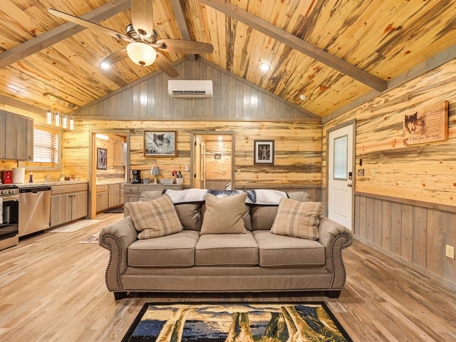 House (1 Bedroom) | Interior