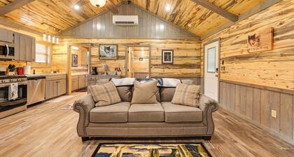 Pet-friendly Broken Bow Cabin Near Lukfata Creek!