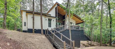 Fachada de la propiedad