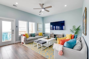 House (5 Bedrooms) | Interior
