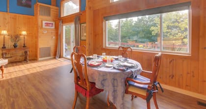Secluded Berkeley Springs Home w/ Fire Pit + Deck!