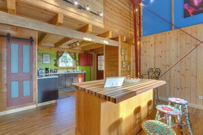 Interior - Peaceful Berkeley Springs Home: Escape to Nature! (Berkeley Springs)