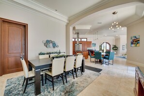 Hus (5 Bedrooms) | Interiør