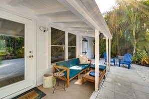 Terrace/patio - Osprey Vacation Rental w/ Kayaks: 4 Mi to Beach! (Osprey)