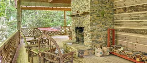 House (3 Bedrooms) | Front of property