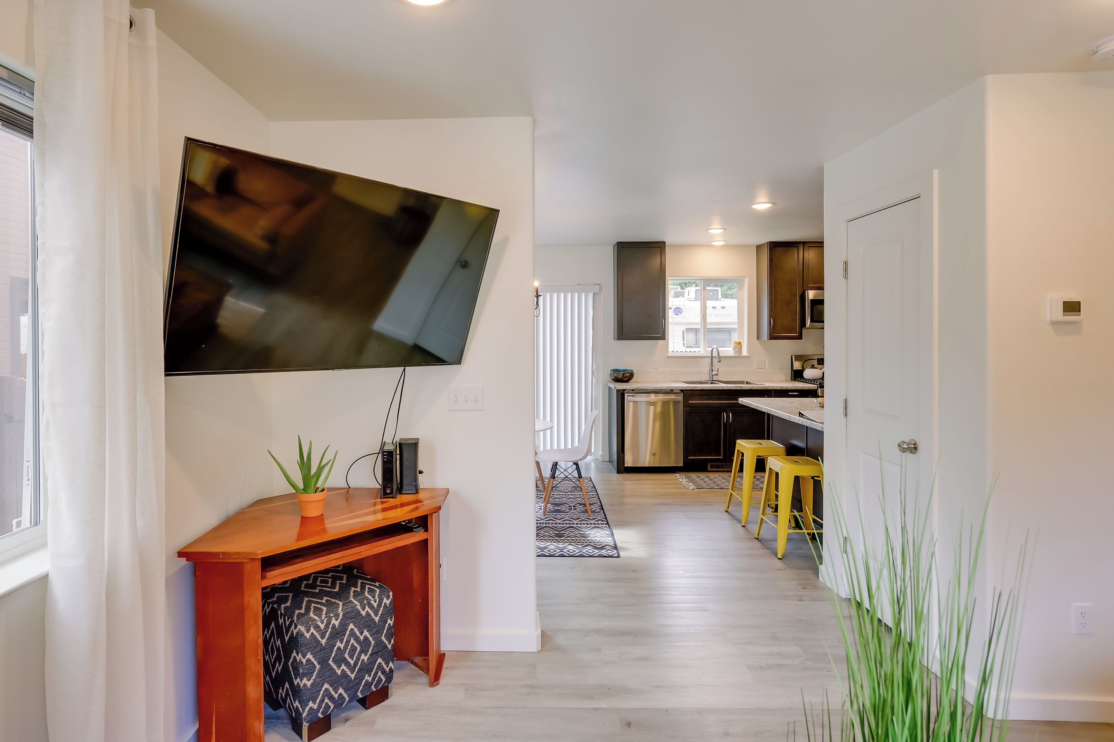 المنشأة من الداخل