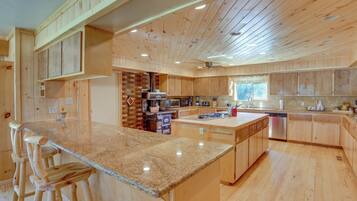 하우스 (6 Bedrooms) | 내부