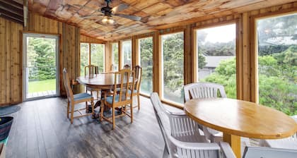 Coastal Bandon Vacation Rental: Walk to Beach!