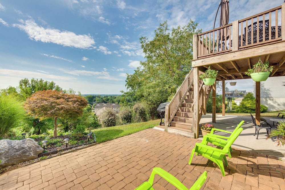 Mountville Rental w/ Private Patio & Gas Grill! - Yoe, PA