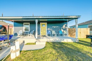 Cottage (2 Bedrooms) | Interior - Heron Bay Cottage w/ Patio in Rockport! (Rockport)