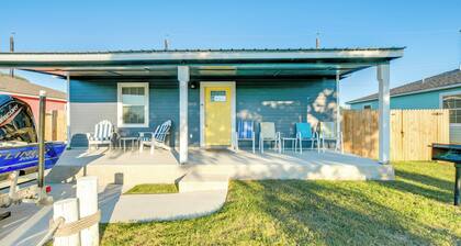 Heron Bay Cottage w/ Patio in Rockport!