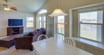 Family-friendly Killeen Home w/ Covered Patio!