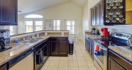 Family-friendly Killeen Home w/ Covered Patio!