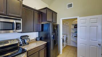 Rumah (3 Bedrooms) | Interior