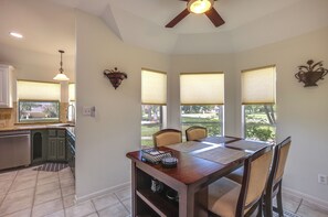 Maison (4 Bedrooms) | Intérieur