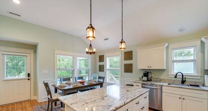 Kill Devil Hills Retreat w/ Gas Grill & Deck!