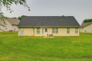 House (3 Bedrooms) | Interior - Cozy North Carolina Abode - Minutes From Downtown! (Mount Holly)