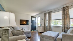 Unclassified image, 5 of 34, button - Newly Renovated Dennis Port Home: Close to Beaches (Dennis Port)