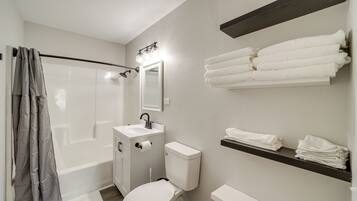 Rumah (4 Bedrooms) | Interior