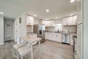 Rumah (4 Bedrooms) | Interior