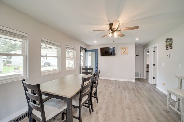 Waterfront Grove Retreat W/ Dock: 'Cedar Ridge' - Grove
