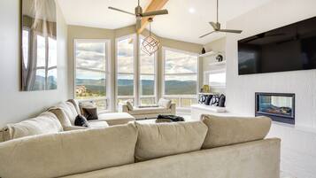 Rumah (5 Bedrooms) | Interior