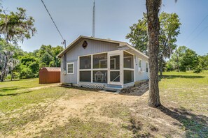 Interior - Pet-friendly Fort Mccoy Cabin w/ Fire Pit! (Fort McCoy)