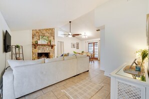 House (3 Bedrooms) | Interior - Winter Haven Retreat w/ Private Pool! (Winter Haven)