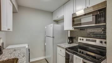 Apartment (1 Bedroom) | Interior