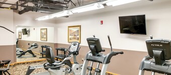 Pet-friendly Silver Mountain Studio: Mountain View