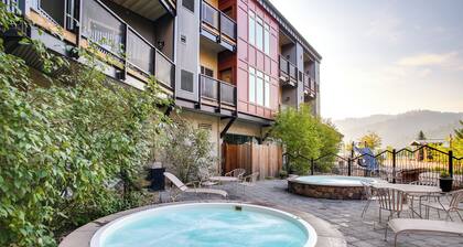 Pet-friendly Silver Mountain Studio: Mountain View