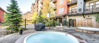 Pet-friendly Silver Mountain Studio: Mountain View