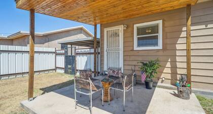 Quaint Midland Home ~ 1 Mi to Downtown!