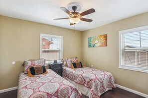 Casa (2 Bedrooms) | Interior