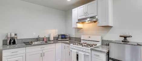 Apartment (1 Bedroom) | Interior