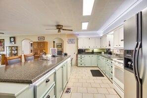 Nhà (2 Bedrooms) | Nội thất