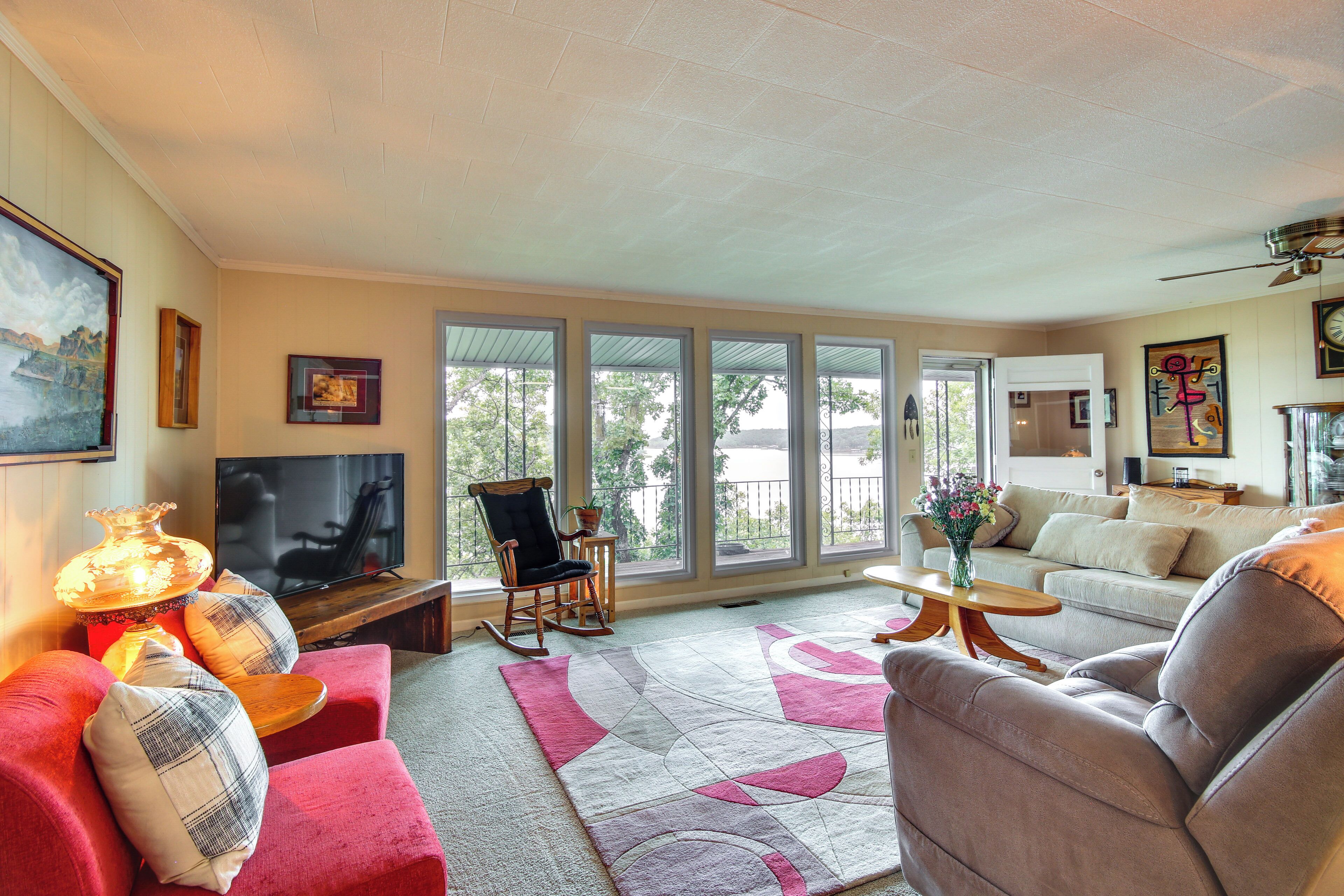 House (2 Bedrooms) | Interior